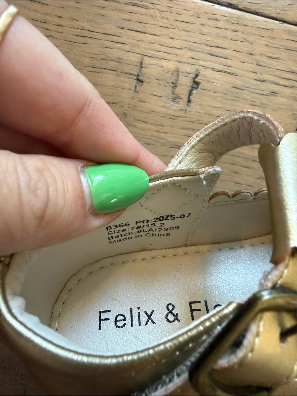 Felix & Flora Gold Mary Jane Shoes Toddler Size 7